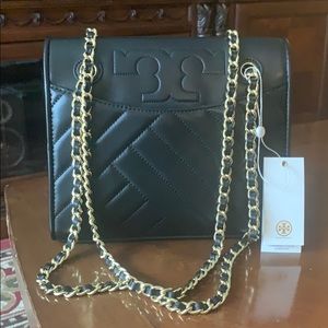 Brand New Small convertible shoulder bag